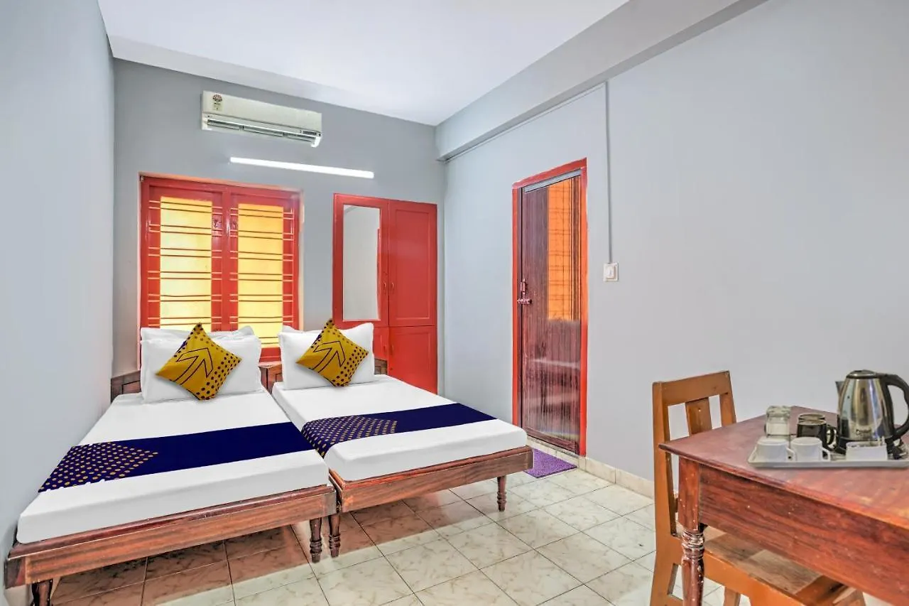Spot On Kkp Tourist Home Thiruvananthapuram